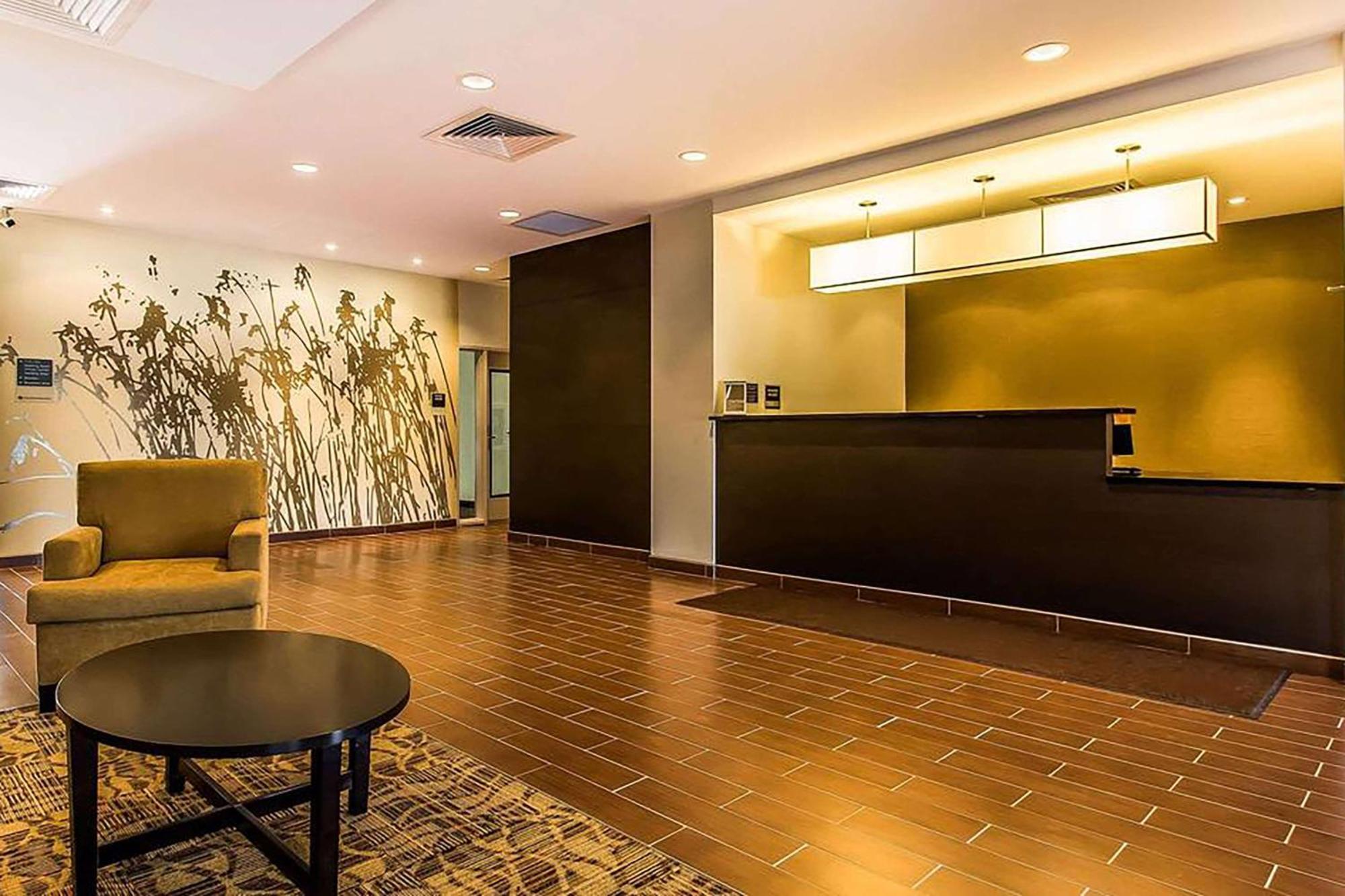 Wingate By Wyndham Jonesboro Hodge Hotel Exterior foto